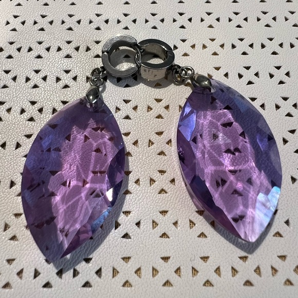 SALE !!!!!!!Set of 6 earrings in a glass box - Picture 2 of 12